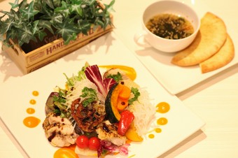 サラダプレートランチ