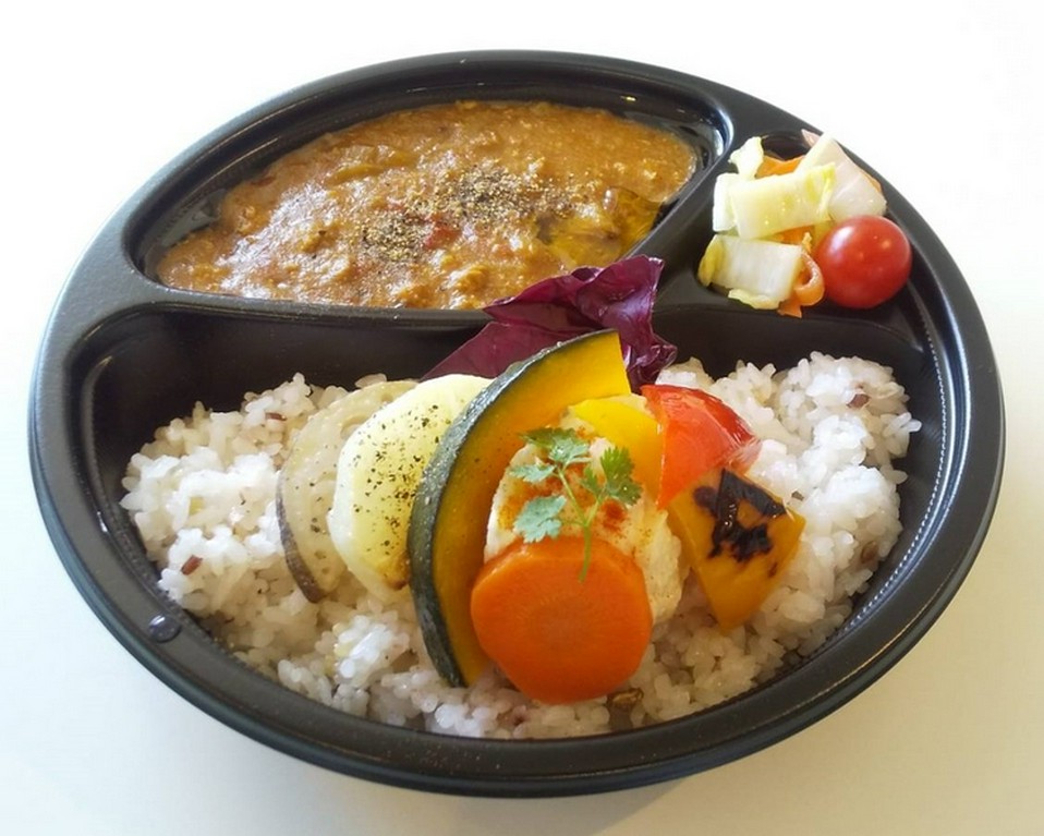 「テイクアウト」カレー弁当