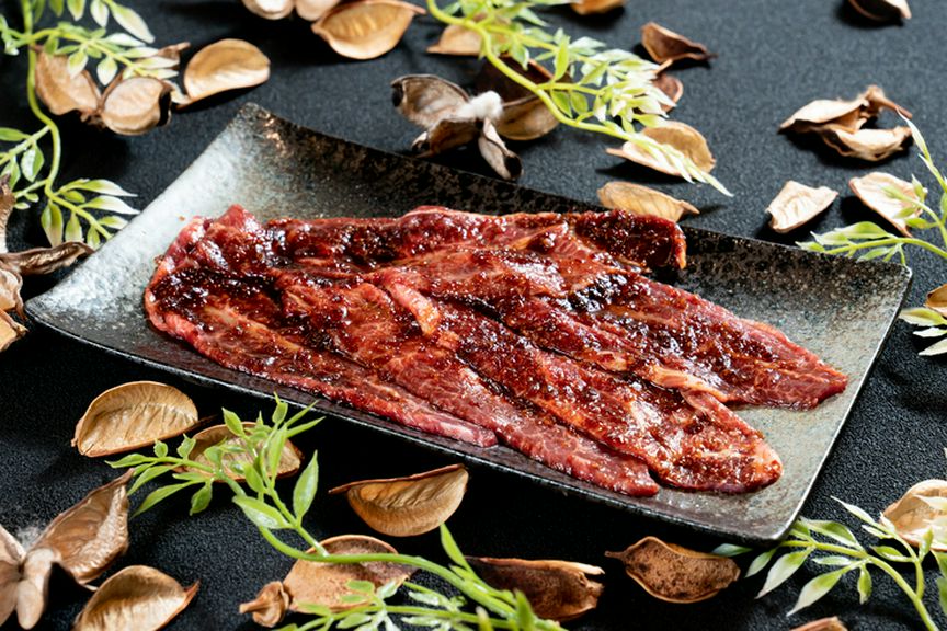 香ばしくてジューシー、ご飯との相性が抜群『天肉（ツラミ）』※塩orタレ