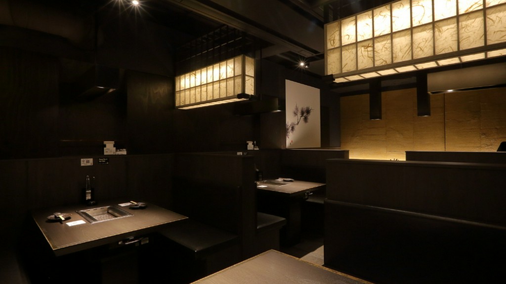 食事をしながら会話も弾み、二人でゆったりと過ごす