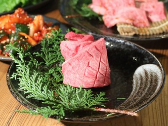 定番タンをちょっとリッチに楽しむ『厚切りタン』