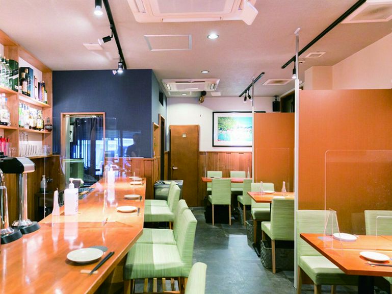 食べて、飲んで、歌って、思う存分盛り上がれる宴会スペース