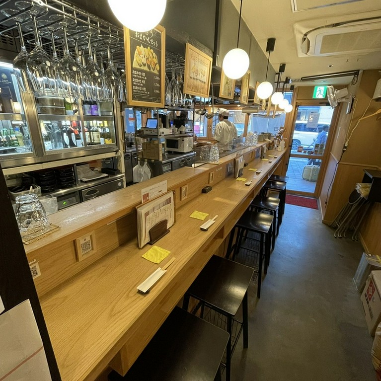 カウンター席