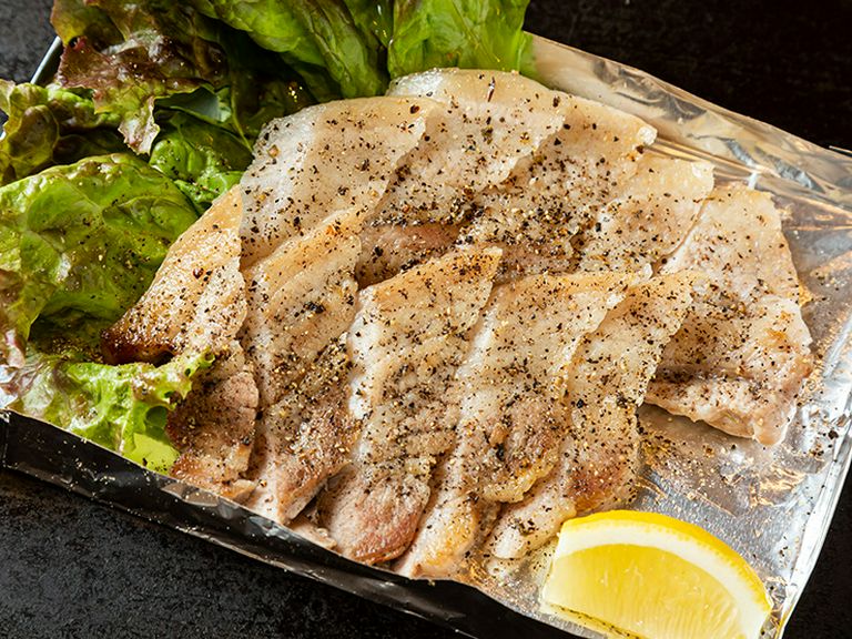 茶美豚スパイス岩塩焼き