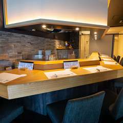 カウンターで粋に楽しむ『寿司』