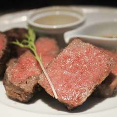 『ニュージーランド産　牧草牛　2種食べ比べグリル（100g　計200g）』