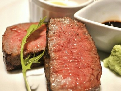 牧草を食べて育つ、ニュージーランドの「牧草牛」