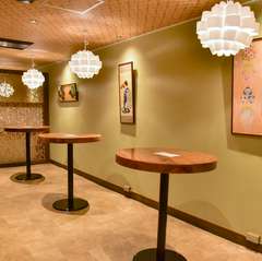 伝統とモダンが融合した洗練された店内で、心ほどけるカフェ体験