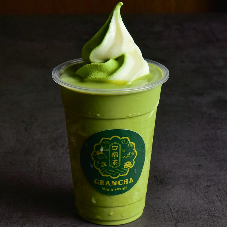 飲むかき氷フロート（ミックスソフト）