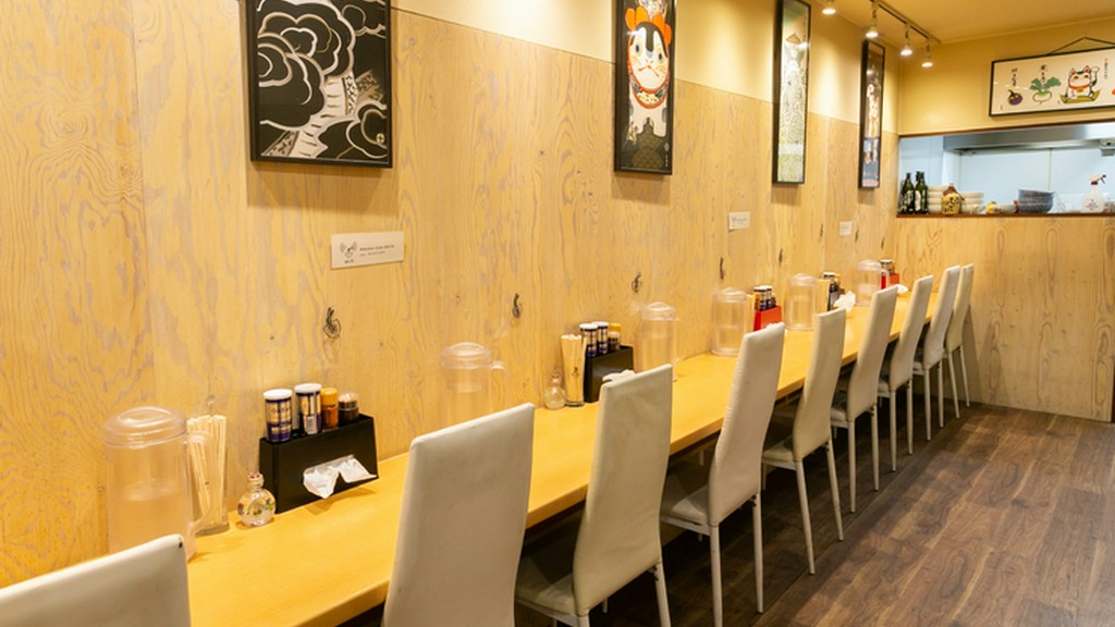 地域の人びとだけでなく、海外からのゲストにも喜ばれるお店