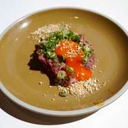 説明不要の炙りユッケ