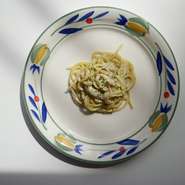 ソースに濃密に絡む旨味と、生パスタならではの食感をお楽しみください

大盛り　2200円