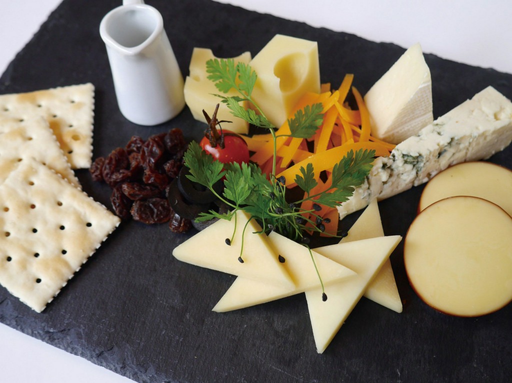 料理長自らゲスト前に出てこだわりを話すことも