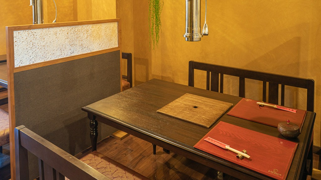 ゲストにくつろぎを約束する隠れ家的空間