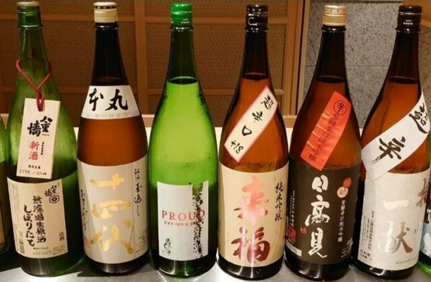 鮨と相性の良い日本酒。火入れを行わない生酒も用意