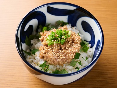 オリジナルブレンドの味噌が鯵と見事にマッチ『鯵のなめろう丼』