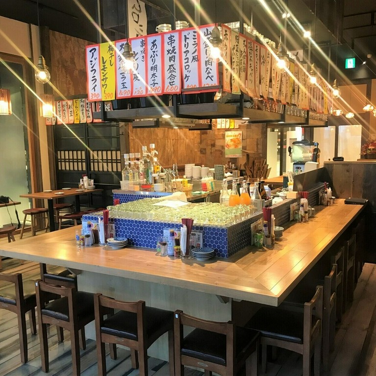 1名様でのご利用も多く、人気のお席となっております。