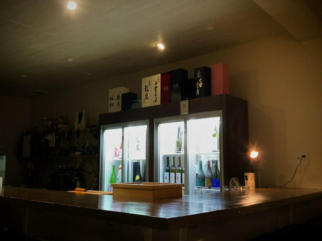 お店自慢のお酒と料理で、2人の大切な1日を鮮やかに彩ってくれる