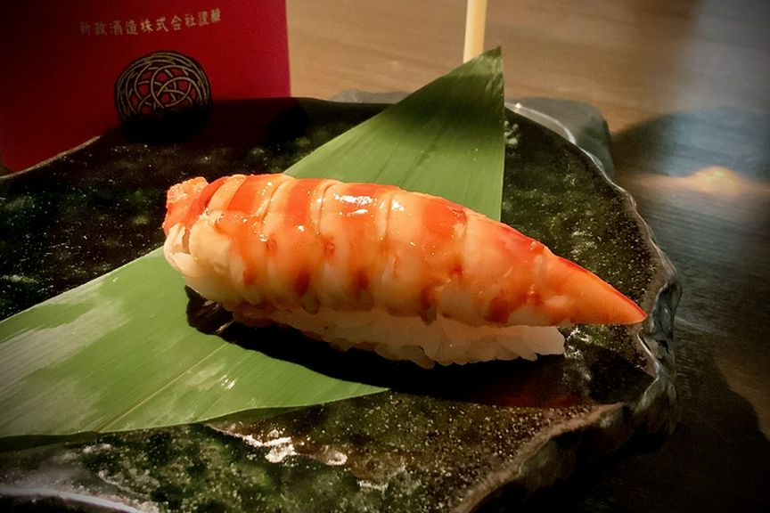 こだわりの日本酒と逸品で、老若男女問わずもてなす