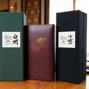 『響』『白州』『山﨑』に加え、『響21年』『白州12年』『白州18年』『山﨑12年』『山﨑18年』をラインナップ。お好みの飲み方でどうぞ。