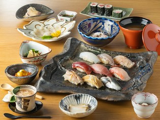 大将の手腕に心酔！　旬の最上質食材で織りなす『お任せコース』