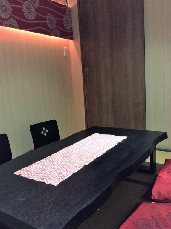 特別な料理とともに過ごす、二人だけの時間