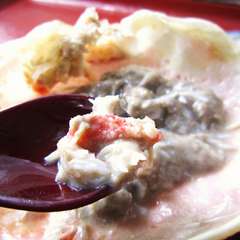 甲羅の中にたっぷり入っており、色々な楽しみ方ができる『かに味噌』