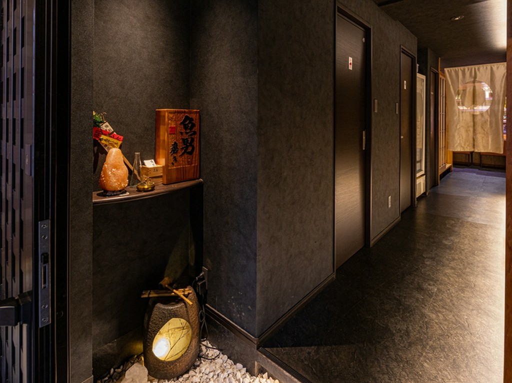 橋本駅から徒歩5分。鮮度抜群の魚介がそろう人気寿司店