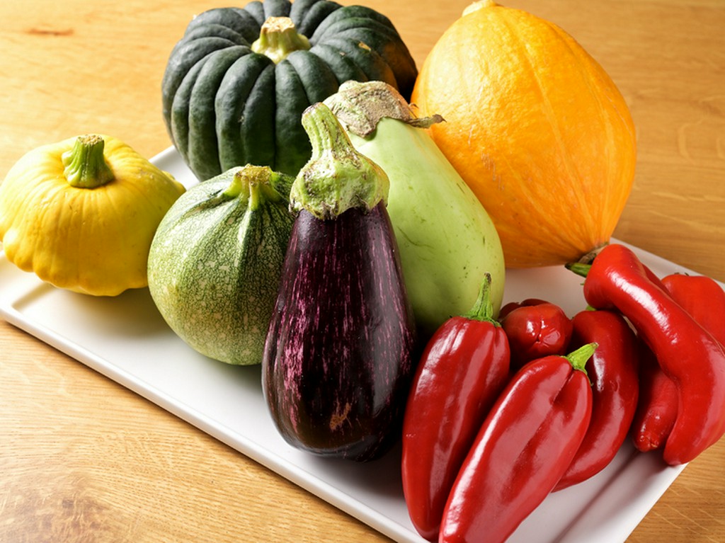 自らの足で探し、見つける「こだわりの野菜」