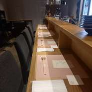 スティック野菜とスープにはじまる『八寸コース』では、魚・肉料理、カツサンド、ご飯もの、自家製シャーベットまで、お店の味12品を網羅できます。料理・空間・非日常の時間をトータルに楽しめる大人のための一軒。