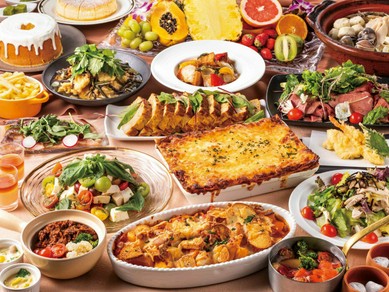 ディナービュッフェ（17：30〜22：00）