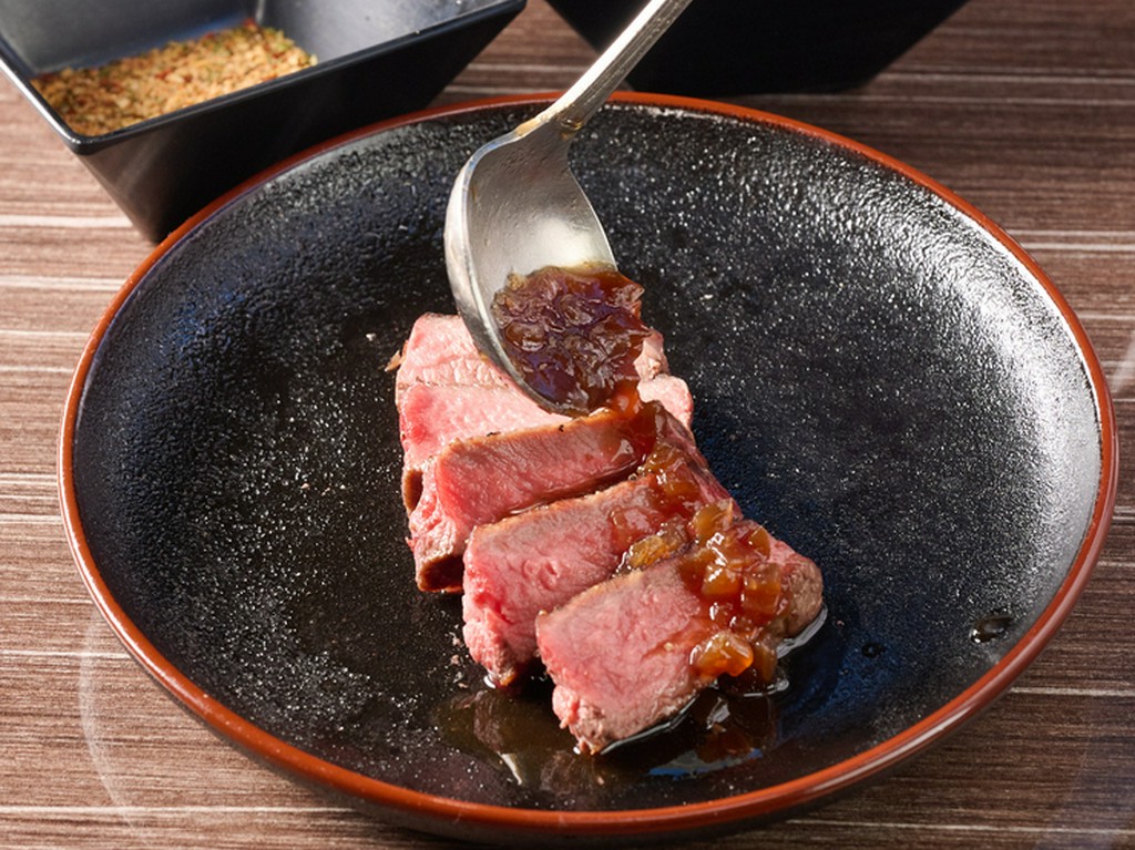 時間帯ごとに魅力的なメニューを提供する『ライブキッチン』