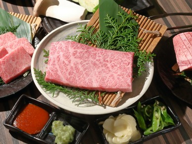 くつろげる空間と上質なメニューはデートにも最適