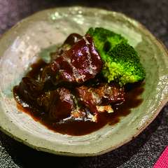 厳選食材と料理人の卓越した技術が至高の逸品を生み出します。