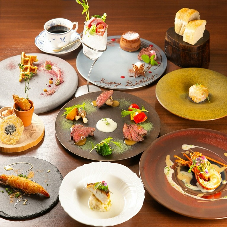 食材の宝庫・伊勢志摩で食べたいものが揃い、多彩なコースも魅力