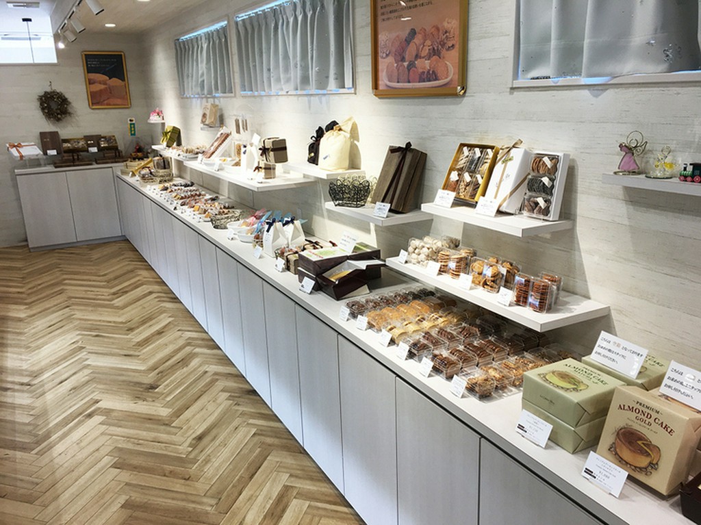 焼き菓子も充実