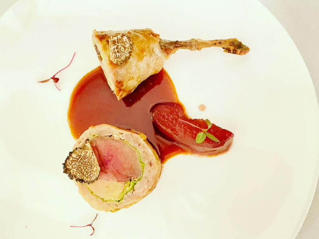 黒毛和牛を始め、さまざまな厳選肉の旨みに舌鼓を打つ『肉料理』