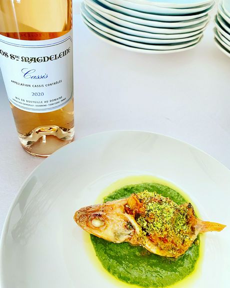 三浦漁港から届いた鮮魚をその日の調理法でいただける『お魚料理』