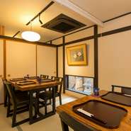 お席を最大14名様までご案内可能です