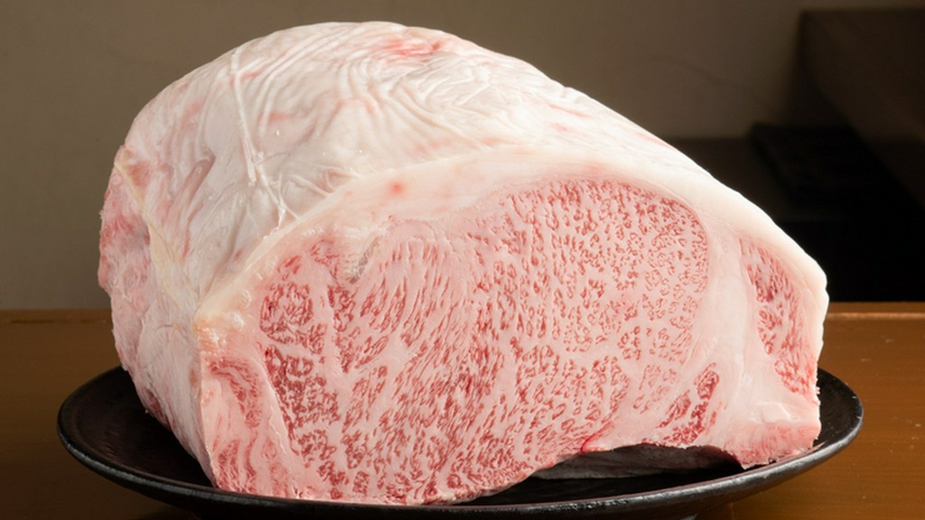 肉質・食感を追い求め、雌牛のみにこだわった黒毛和牛