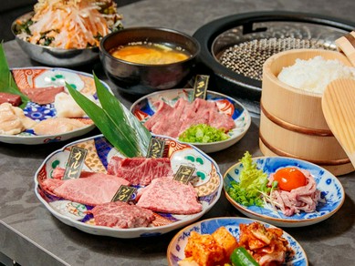 飲み放題付やワンドリンク付など豊富なコースをご用意