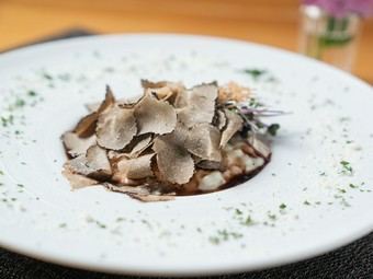 イタリア米を使った本格リゾットも評判の皿『季節のリゾット』