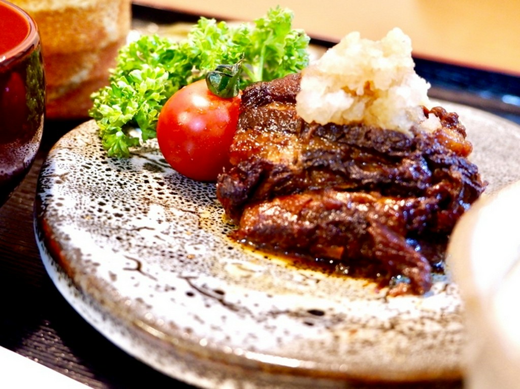 みゆき豚のトロトロ炙り焼き定食