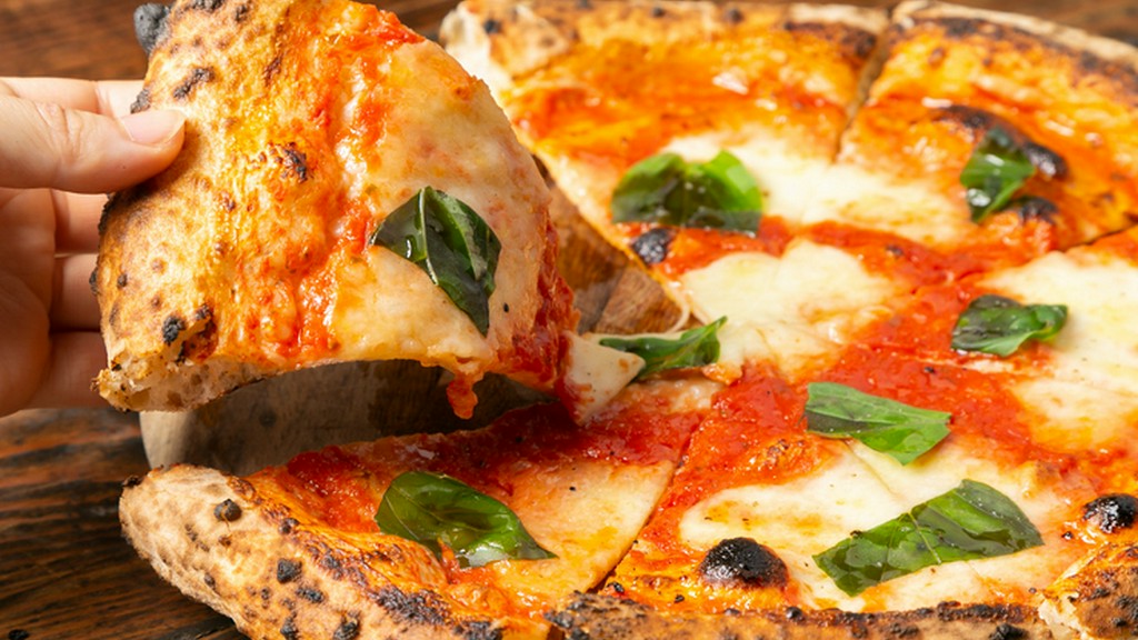 京都中心部のランドマーク「新風館」内のホテルレストラン