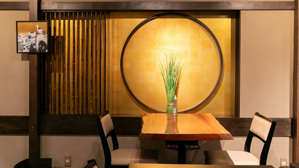 炊きたてご飯を洗練された空間でいただく、贅沢なひとときを