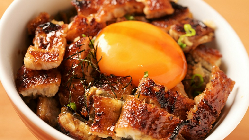 味・サイズともに食べ応え抜群『上ひつまぶし』