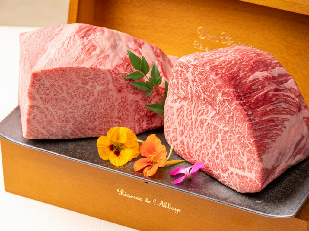 A5「広島牛」ほか、厳選されたお肉をステーキ・肉寿司で味わう