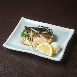 手羽元の黒胡椒焼き