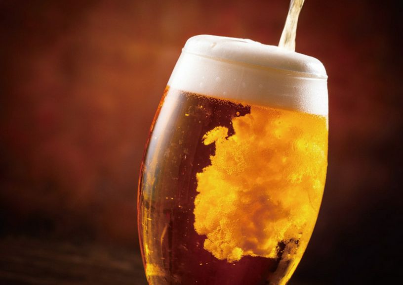 【池袋】圧倒的コスパ！時間無制限の定額飲み放題エンタメバー