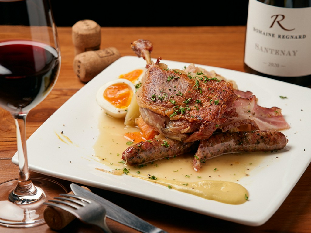 本格フレンチをカジュアルに。大人のデートにも最適なお店